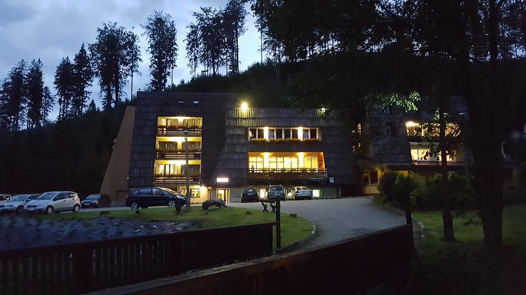 Osrodek Beskid Fizjo & Spa Korbielów Exteriör bild